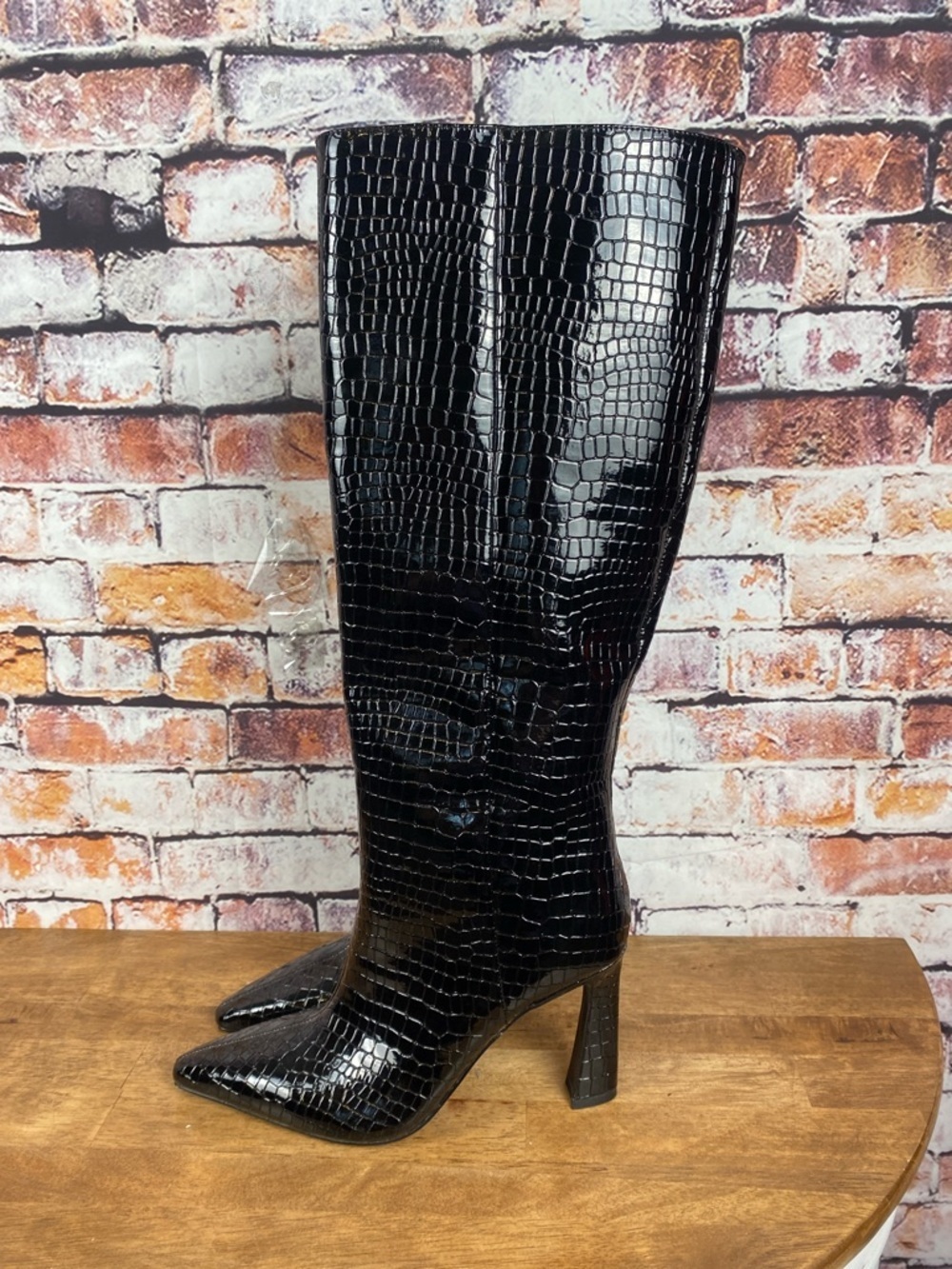 Steve Madden Black Croc-Embossed Faux Leather High Heel Knee-High Boots Sz 7.5 - Picture 10 of 15